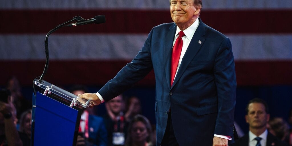 donald-trump-meme-coin-president-gID_7.jpg