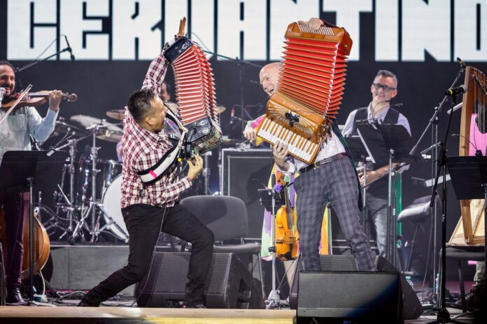 Celtas-al-ritmo-de-fandango-en-el-Festival-Cervantino.jpg