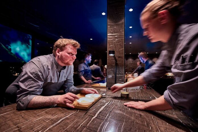 El-danes-Rasmus-Munk-repite-como-mejor-cocinero-del-mundo.jpeg