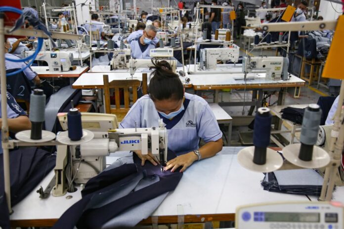 La-batalla-de-la-moda-colombiana-los-confeccionistas-se-imponen.jpg