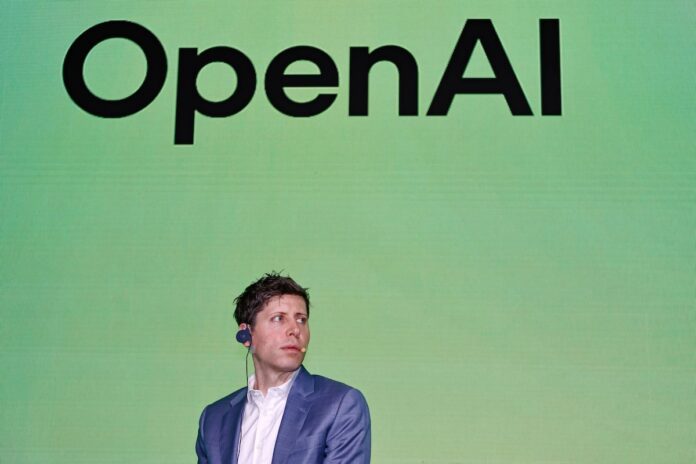 OpenAI-admite-que-mas-de-un-millon-de-usuarios-hablan.jpg